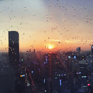 广东雨神-广东十年爱情故事（纯音版）（零6 Remix）