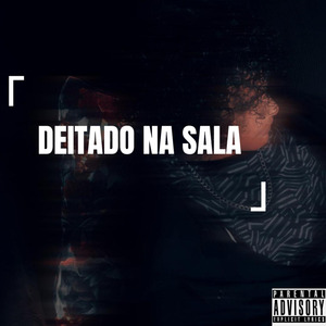 Deitado na Sala