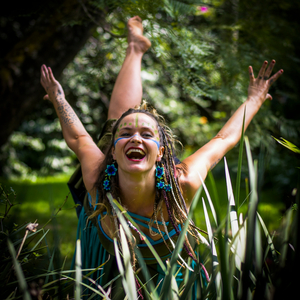 Flow (feat. Tata Wati)