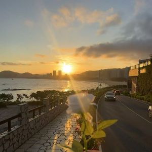 《红色高跟鞋》