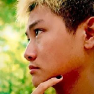 Glimmer in Morning Mist 晨霧茫茫