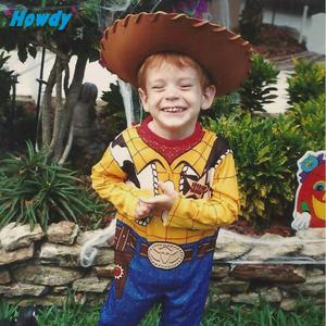 Howdy (feat. Sado)