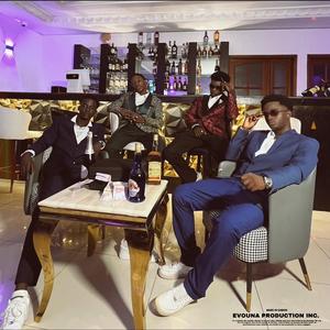 GRÂCE À DIEU (feat. KENN SHIRRO, ASSEKO & Joskar le 8 fois multiplier)