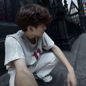 "少年狂奔"