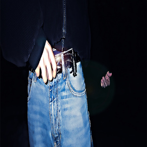 baggy pants