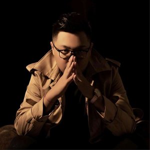 跟着阿妹的山歌走