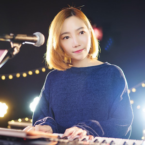 一双手 女声弹唱（翻自 林奕匡）