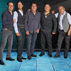 Triunfamos (feat. Palisandro)