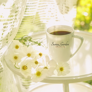 햇살 가득한 정원