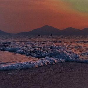 새벽을 헤엄쳐 (feat. Nu'nna)