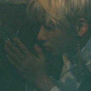 WHO（翻自 Lauv）