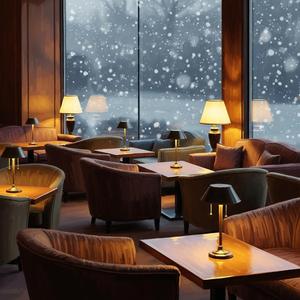 Velvet Lounge Whisper