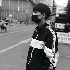 未满十八岁的我踏入了社会