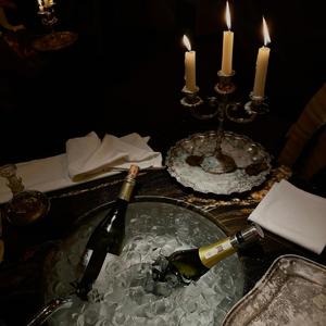 Old Money (feat. MLK)