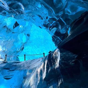 里面（inside）（Cover 沈以诚）