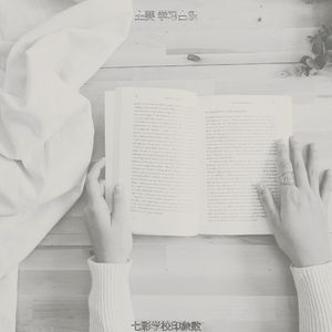 柔和的正在读书时刻