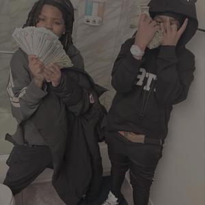 Akdaghee x Baby Dracc (Button)