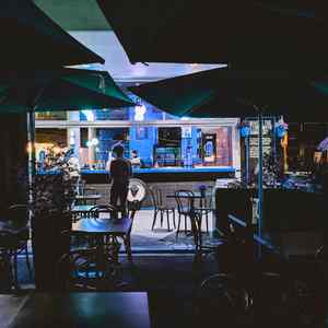 诗意的和朋友一起吃饭节奏