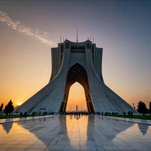 Tehran (feat. Azoura)