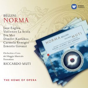 Norma, ACT 1, Scene 1:Casta diva (Norma/Coro)