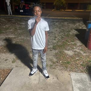 Ghost (feat. 4x & TayR)