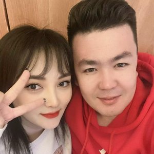 Koriwalay Yarim (让我看一眼)》（翻自 Nazar Obul）