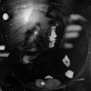 Noodzaak (feat. Jelle)