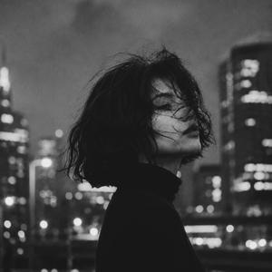 madrugada (feat. OFFAIR)