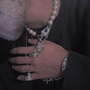 Avant Garde (feat. Lil Playah)