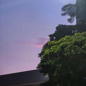 雨后霓虹能 伴奏