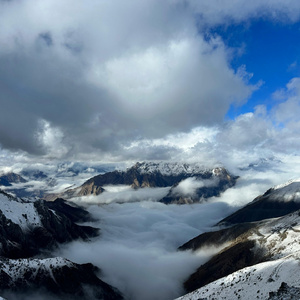 与孤独做朋友（轻松愉悦钢琴曲）