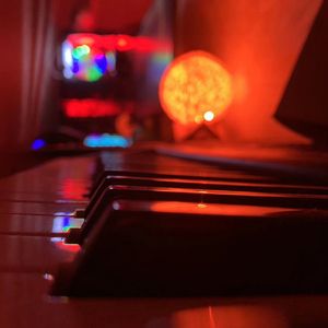 等你待你直到末班后