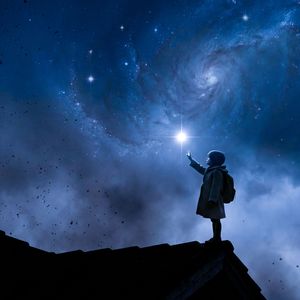 Послушайте! Ведь, если звезды зажигают — значит — это кому-нибудь нужно (Маяковский)