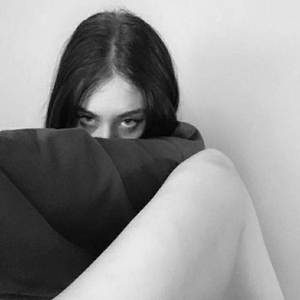 Dokunsalar Ağlarım