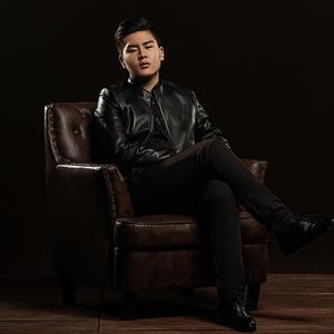 胡登茗-HOLD ON