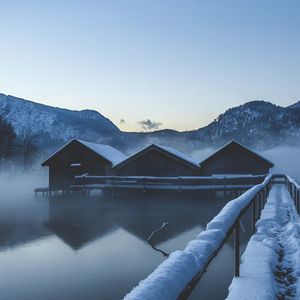 你怎么狠心把我丢在黑夜里