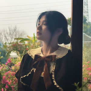 回忆像个旧闹钟