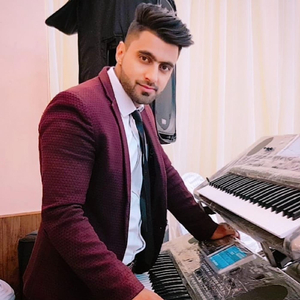 Abshari Maste Kaqaz Piche Herati