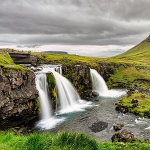 《候鸟的翅膀》