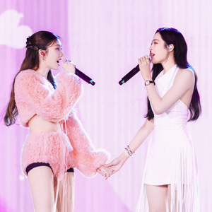 อยู่ต่อเลยได้ไหม (留下来好吗)-LingOrm