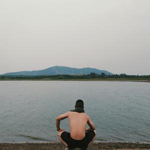 多想在平庸的生活拥抱你(原唱 隔壁老樊)