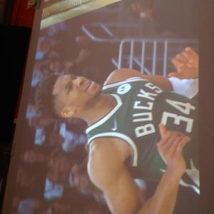 GIANNIS (feat. OGMO)