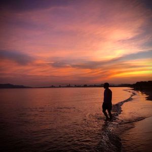 泛黄的航线_绿动圈杰锅锅