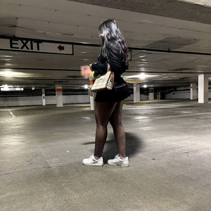 uh huh (feat. sacreds)