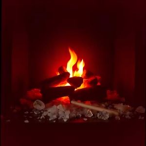 В камине