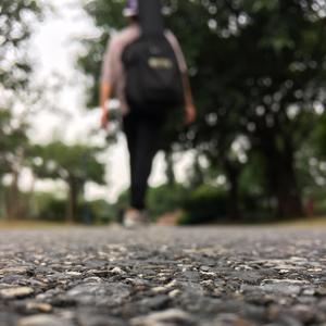 夕阳的梦想 伴奏