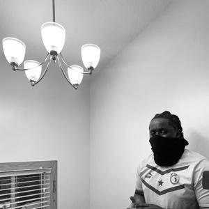 DROPSTAR12 (feat. Lord Mck)