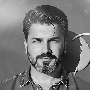 Bahçada Yeşil Çınar