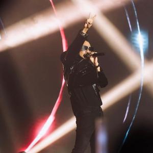 ផ្ទះតូចបេះដូងធំ (feat. MEAS SOKSOPHEA)