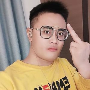 Travis Scott爱上Sasi